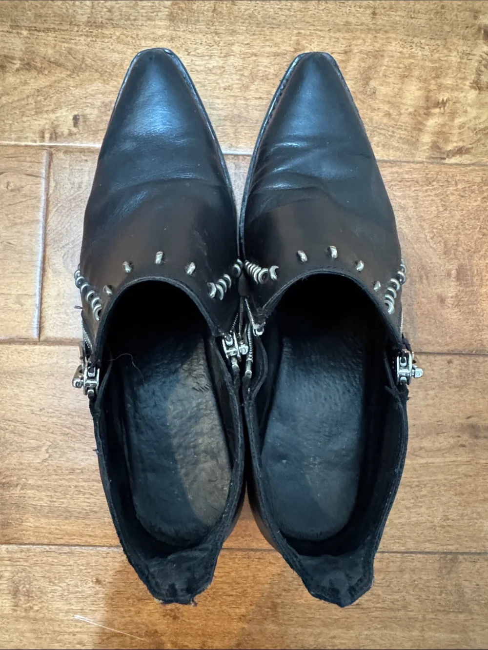 Frye Sacha shooties Ankle Boots w/dbl Side Zip 8.5 Black Rebel